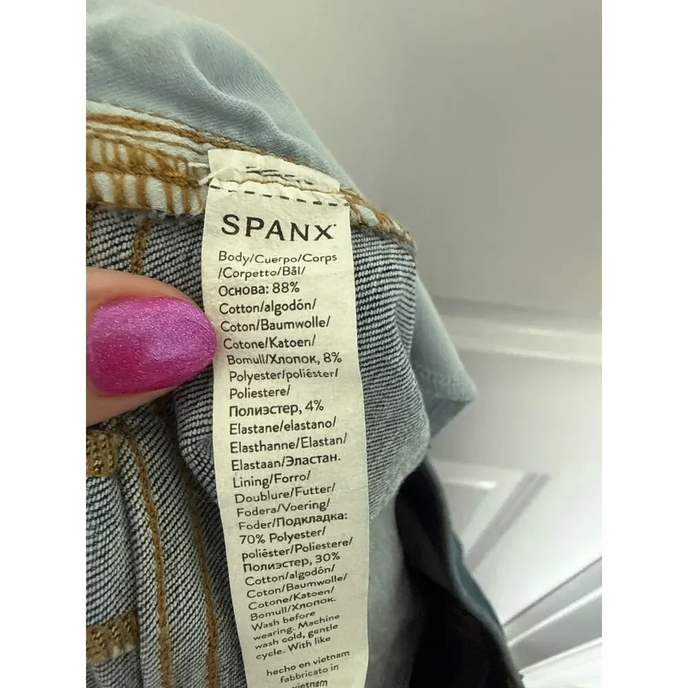 Spanx EveryWear Cropped Wide Leg Jeans with Patch Pockets, L